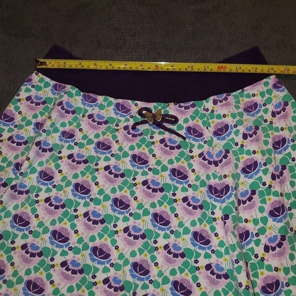 𝅺Flower skater skirt with butterfly Large - Picture 6 of 6